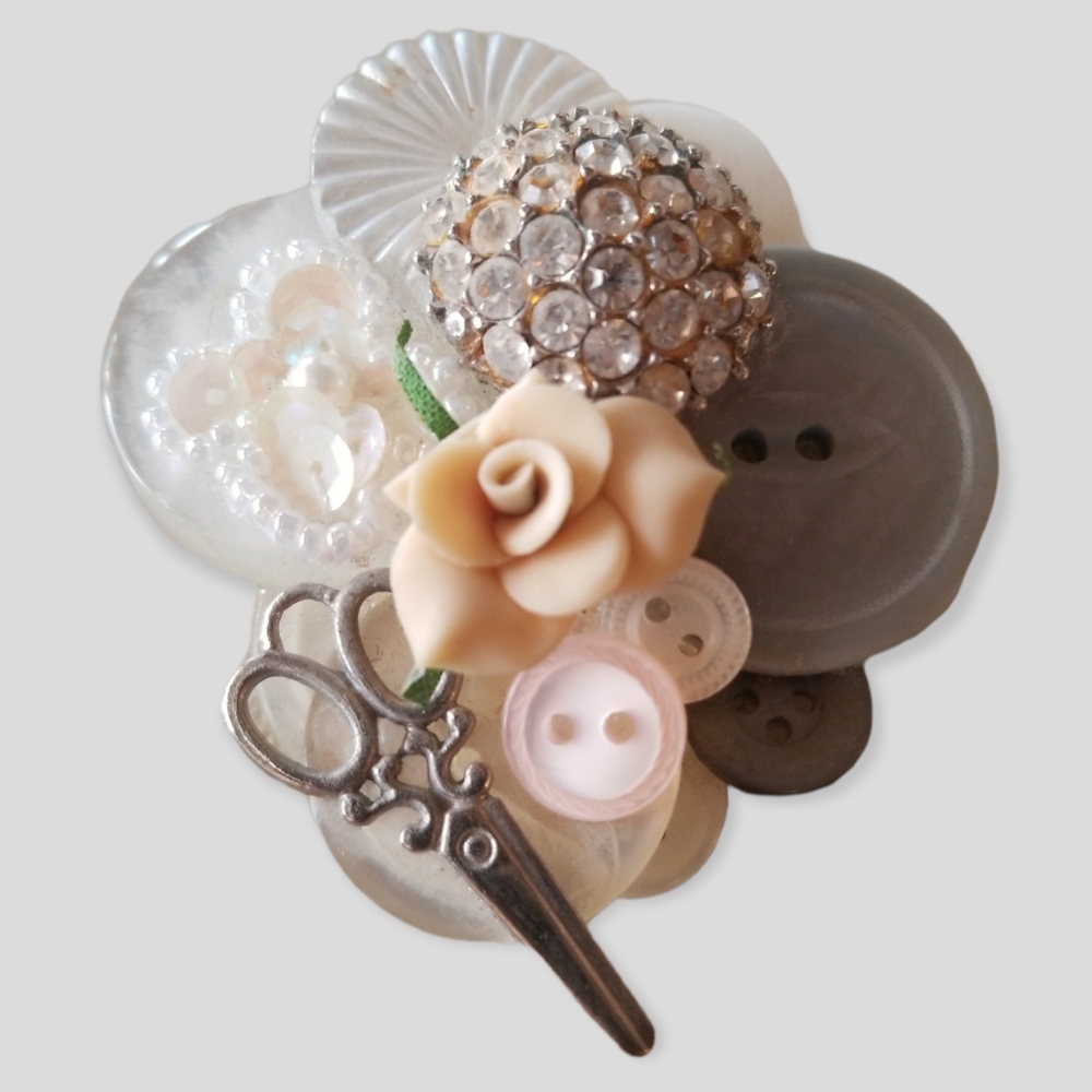 Vintage Hand Crafted Rhinestone Button Collage Brooch - Picture 7 of 7